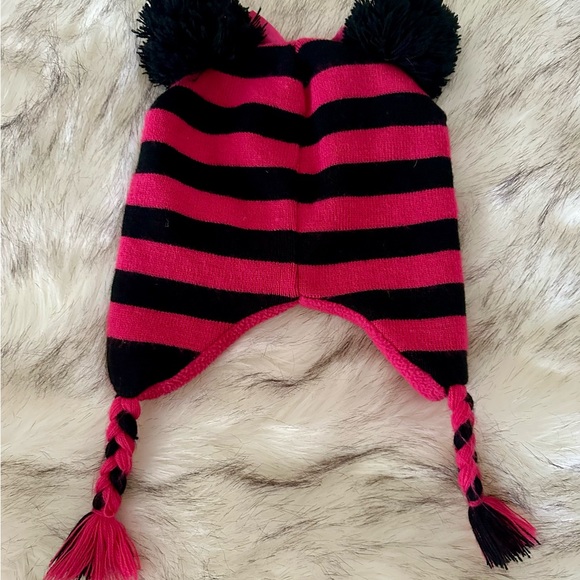 Disney’s Minnie Mouse Girls Pink & Black Beanie - Picture 2 of 3